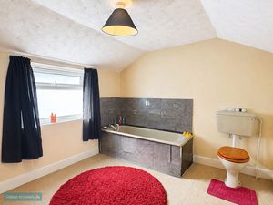 Bathroom- click for photo gallery